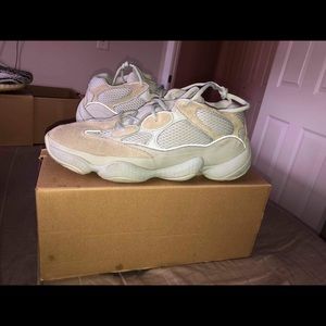 YEEZY BOOST 500 “SALT”